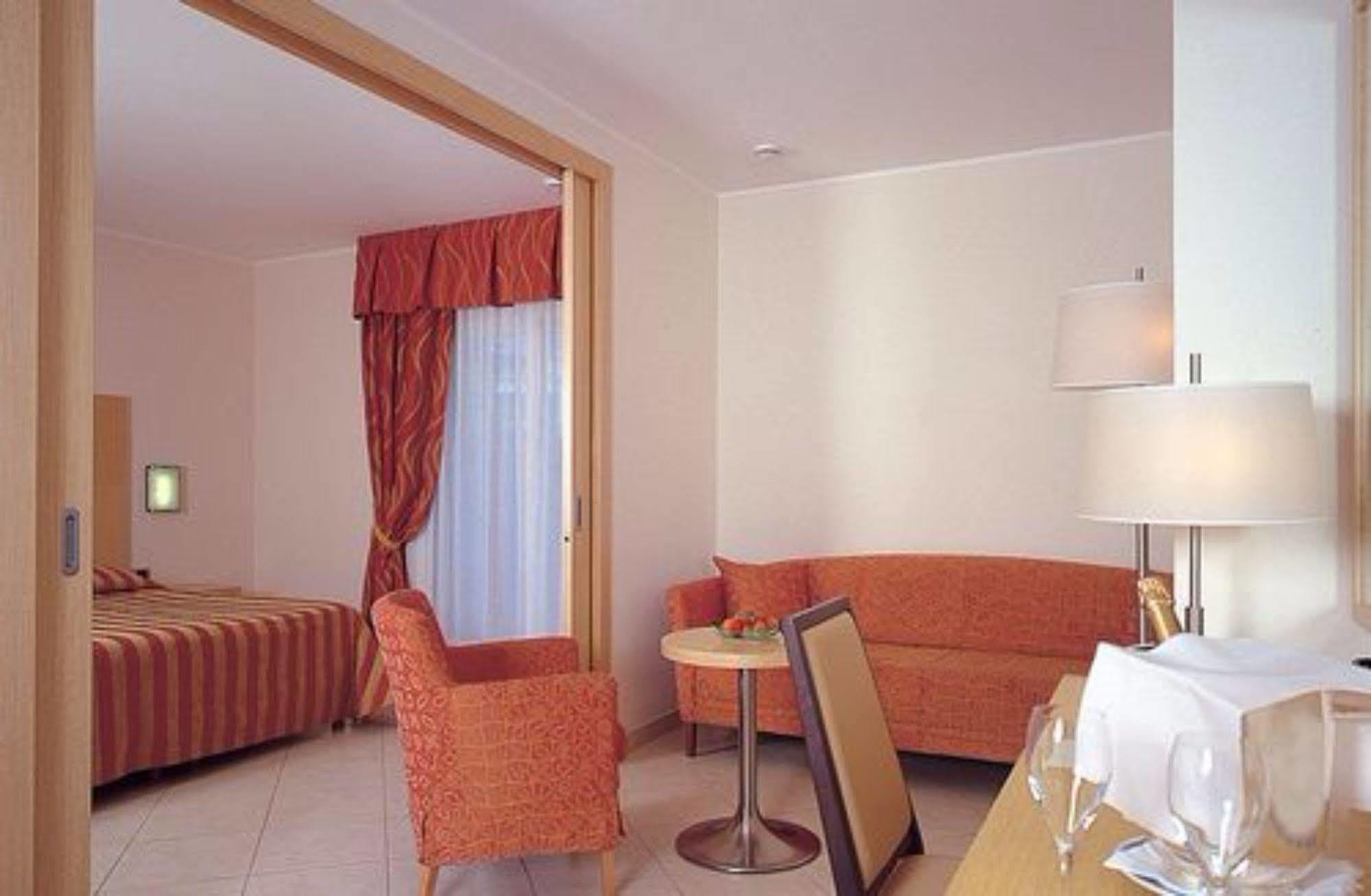 Hotel Continental Wellness & Spa Sirmione Zewnętrze zdjęcie